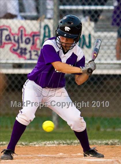 Thumbnail 2 in Angleton vs Magnolia (Texas 4A Region III Regional Final)  photogallery.