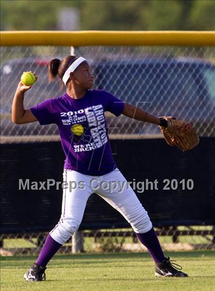 Thumbnail 3 in Angleton vs Magnolia (Texas 4A Region III Regional Final)  photogallery.