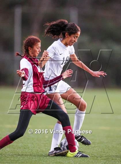 Thumbnail 1 in Flintridge Prep vs. Granite Hills (CIF SS Playoffs) photogallery.