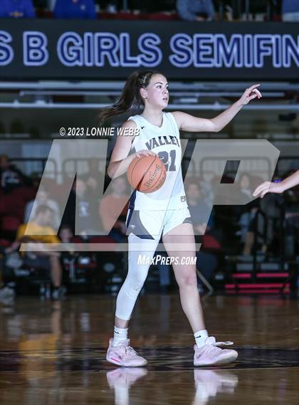Thumbnail 1 in Putnam Valley vs Ardsley (Section 1 Class B Semifinal) photogallery.