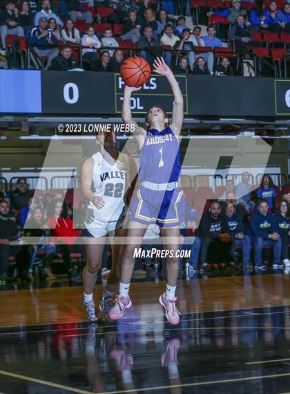 Thumbnail 2 in Putnam Valley vs Ardsley (Section 1 Class B Semifinal) photogallery.