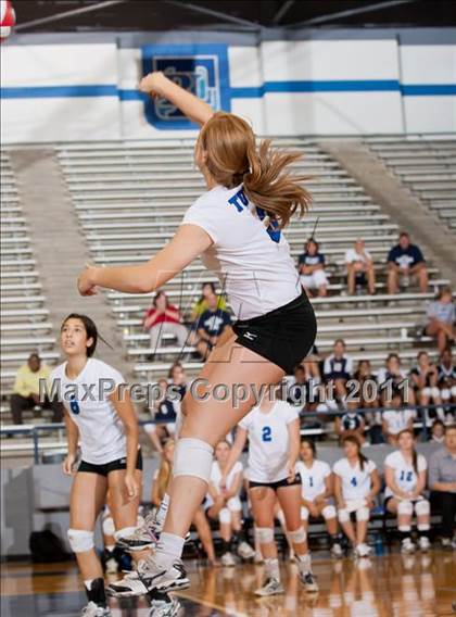 Thumbnail 1 in Nimitz @ Turner [R. L.] photogallery.