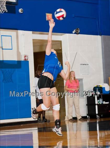 Thumbnail 2 in Nimitz @ Turner [R. L.] photogallery.