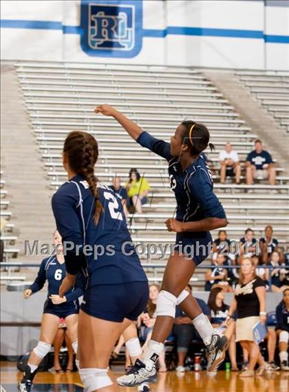 Thumbnail 3 in Nimitz @ Turner [R. L.] photogallery.