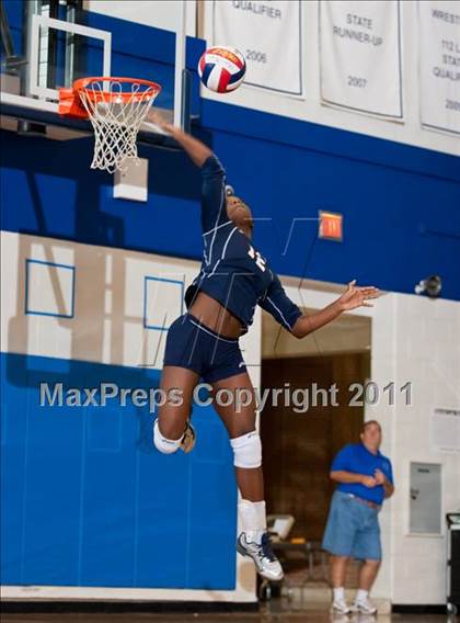 Thumbnail 2 in Nimitz @ Turner [R. L.] photogallery.