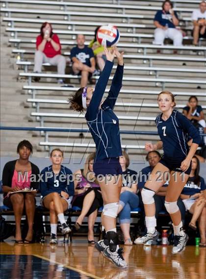 Thumbnail 3 in Nimitz @ Turner [R. L.] photogallery.