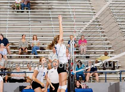 Thumbnail 3 in Nimitz @ Turner [R. L.] photogallery.