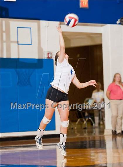 Thumbnail 2 in Nimitz @ Turner [R. L.] photogallery.