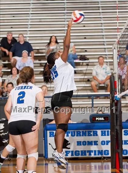 Thumbnail 1 in Nimitz @ Turner [R. L.] photogallery.