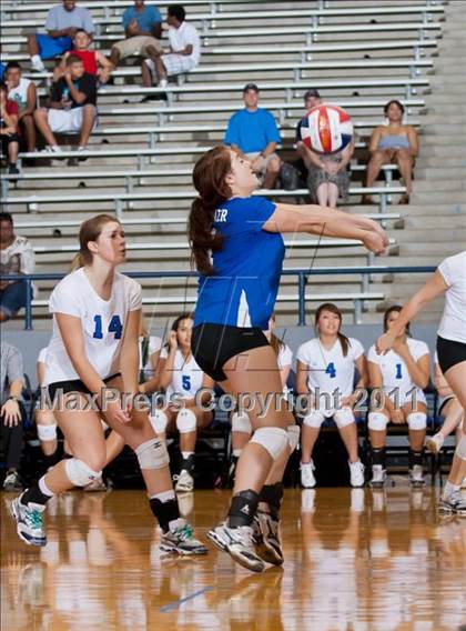 Thumbnail 3 in Nimitz @ Turner [R. L.] photogallery.