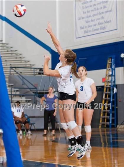 Thumbnail 3 in Nimitz @ Turner [R. L.] photogallery.