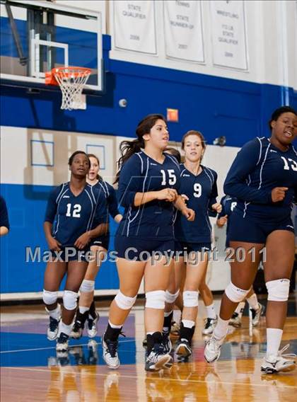 Thumbnail 2 in Nimitz @ Turner [R. L.] photogallery.