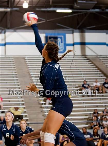 Thumbnail 2 in Nimitz @ Turner [R. L.] photogallery.