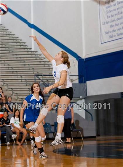 Thumbnail 1 in Nimitz @ Turner [R. L.] photogallery.