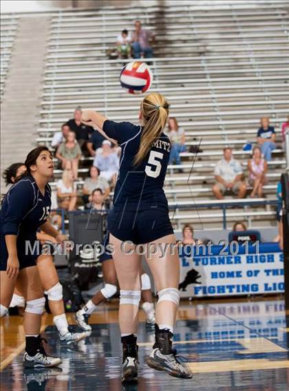 Thumbnail 3 in Nimitz @ Turner [R. L.] photogallery.