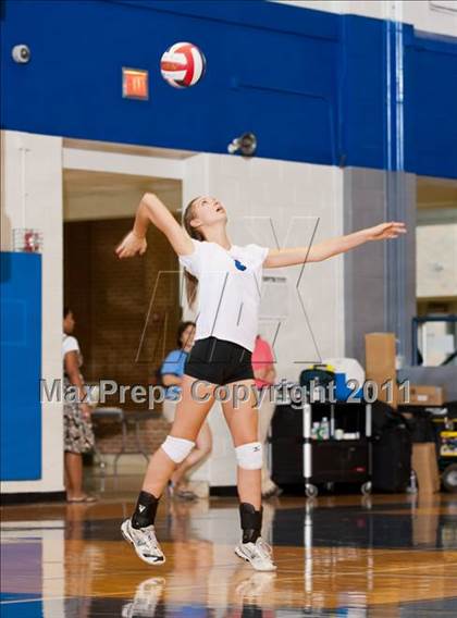 Thumbnail 3 in Nimitz @ Turner [R. L.] photogallery.