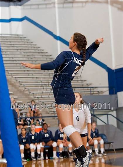 Thumbnail 3 in Nimitz @ Turner [R. L.] photogallery.