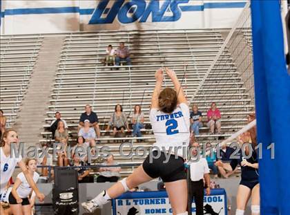 Thumbnail 3 in Nimitz @ Turner [R. L.] photogallery.