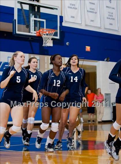 Thumbnail 3 in Nimitz @ Turner [R. L.] photogallery.