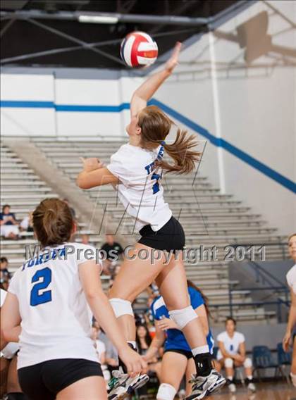 Thumbnail 2 in Nimitz @ Turner [R. L.] photogallery.