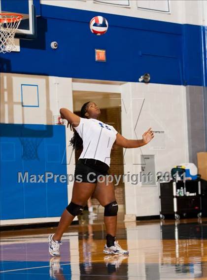 Thumbnail 1 in Nimitz @ Turner [R. L.] photogallery.