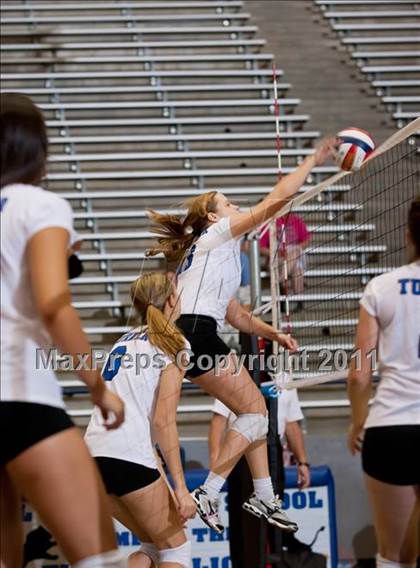 Thumbnail 1 in Nimitz @ Turner [R. L.] photogallery.