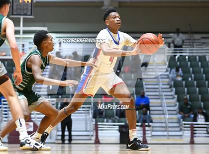 Thumbnail 2 in Bartlett vs Archbishop Shaw (Allstate Sugar Bowl National Prep Classic) photogallery.