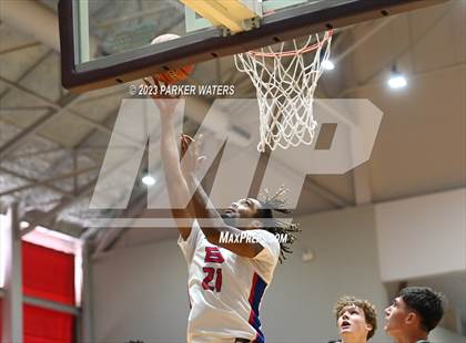 Thumbnail 1 in Bartlett vs Archbishop Shaw (Allstate Sugar Bowl National Prep Classic) photogallery.