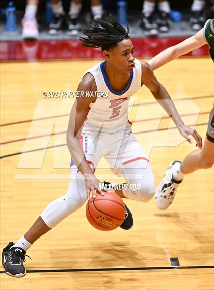 Thumbnail 2 in Bartlett vs Archbishop Shaw (Allstate Sugar Bowl National Prep Classic) photogallery.