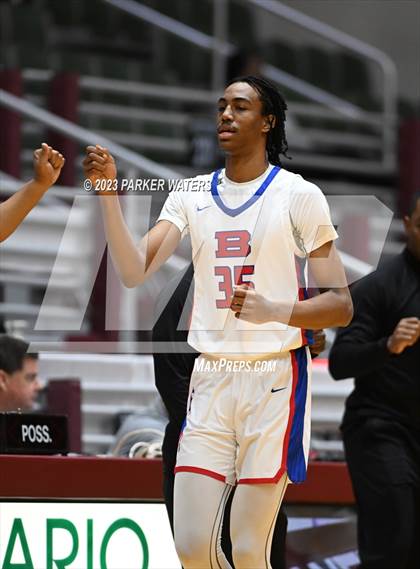 Thumbnail 2 in Bartlett vs Archbishop Shaw (Allstate Sugar Bowl National Prep Classic) photogallery.