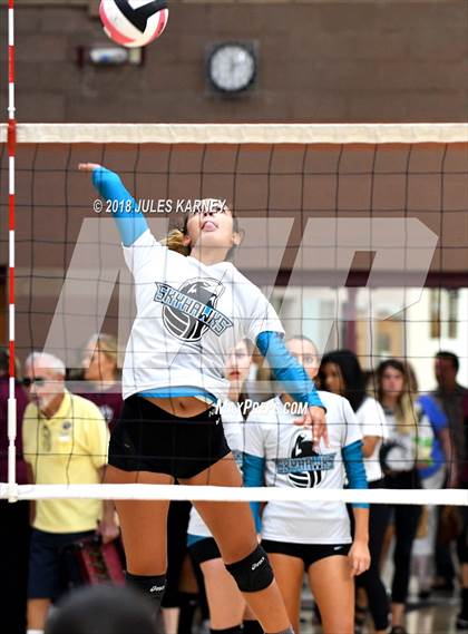 Thumbnail 2 in Faith Lutheran vs. Silverado photogallery.