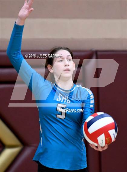 Thumbnail 2 in Faith Lutheran vs. Silverado photogallery.