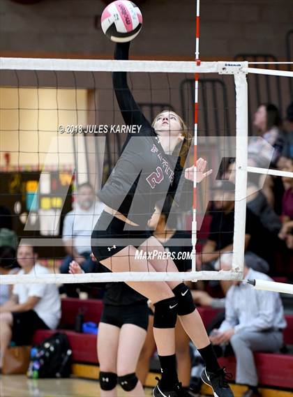 Thumbnail 3 in Faith Lutheran vs. Silverado photogallery.