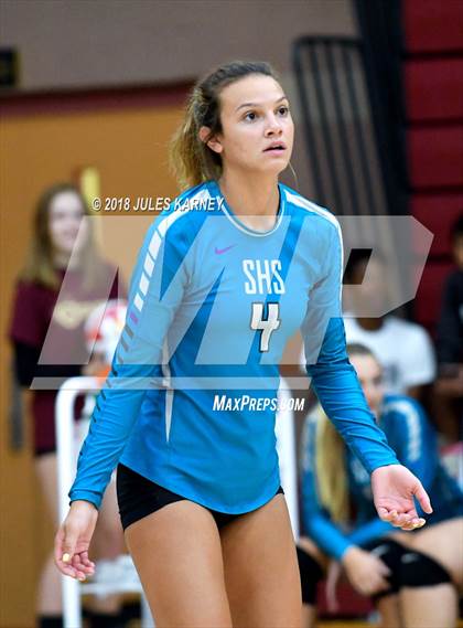 Thumbnail 2 in Faith Lutheran vs. Silverado photogallery.