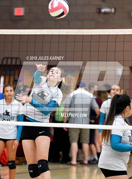 Thumbnail 3 in Faith Lutheran vs. Silverado photogallery.