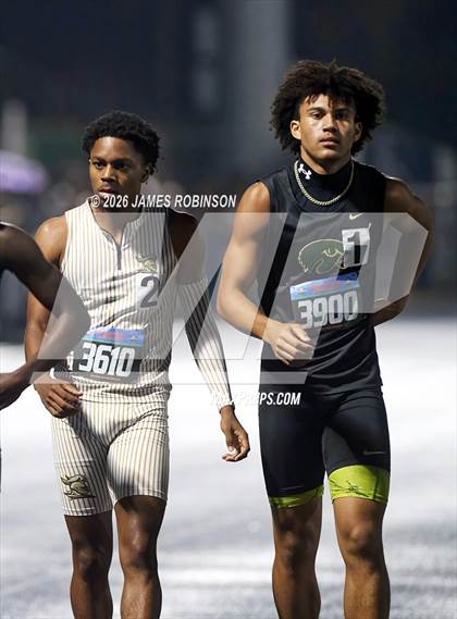 Thumbnail 3 in FHSAA Class 4A Final (4 x 400m) photogallery.