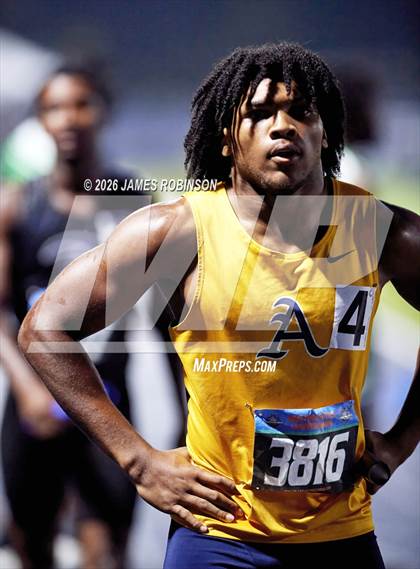 Thumbnail 3 in FHSAA Class 4A Final (4 x 400m) photogallery.