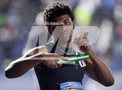 Thumbnail 1 in FHSAA Class 4A Final (4 x 400m) photogallery.