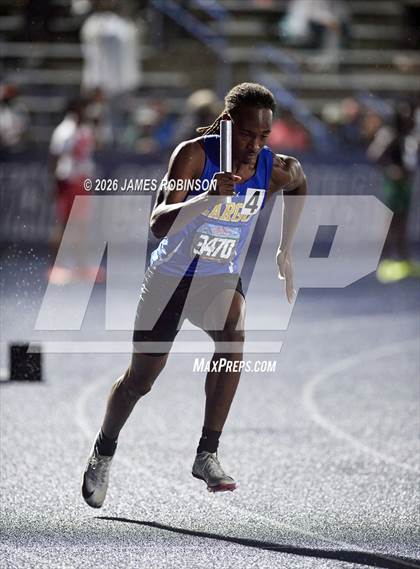 Thumbnail 2 in FHSAA Class 4A Final (4 x 400m) photogallery.