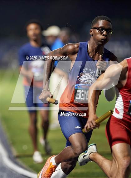 Thumbnail 3 in FHSAA Class 4A Final (4 x 400m) photogallery.
