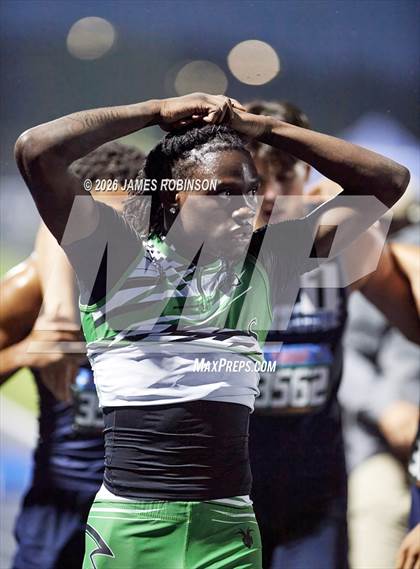 Thumbnail 1 in FHSAA Class 4A Final (4 x 400m) photogallery.