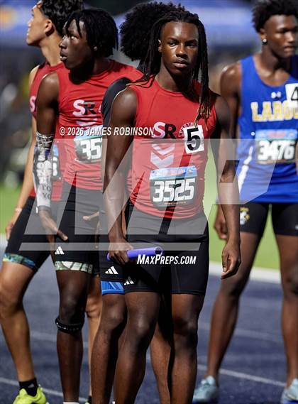 Thumbnail 2 in FHSAA Class 4A Final (4 x 400m) photogallery.