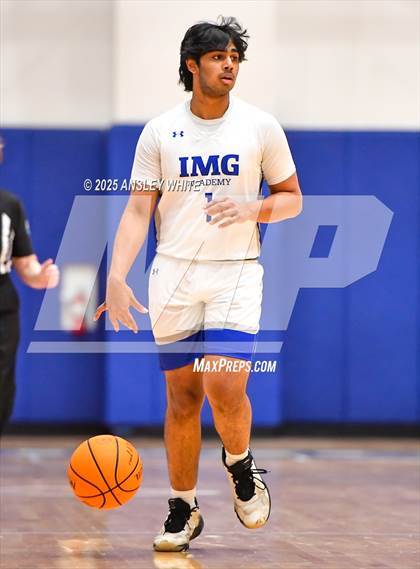 Thumbnail 1 in Archbishop Carroll v IMG Varsity White (IMG Ascender Classic) photogallery.
