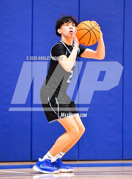 Thumbnail 2 in Archbishop Carroll v IMG Varsity White (IMG Ascender Classic) photogallery.