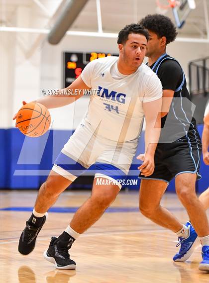 Thumbnail 2 in Archbishop Carroll v IMG Varsity White (IMG Ascender Classic) photogallery.