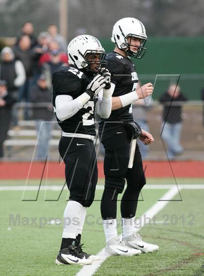 Thumbnail 2 in Xavier vs. Glastonbury (CIAC Class LL Semifinal)  photogallery.