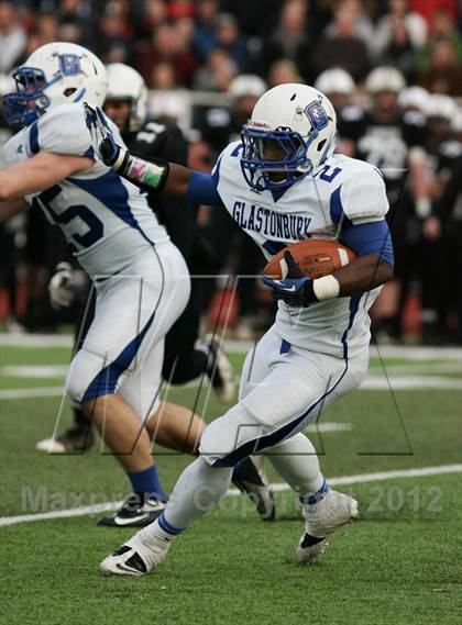 Thumbnail 1 in Xavier vs. Glastonbury (CIAC Class LL Semifinal)  photogallery.