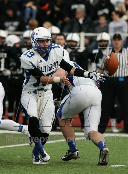 Thumbnail 3 in Xavier vs. Glastonbury (CIAC Class LL Semifinal)  photogallery.