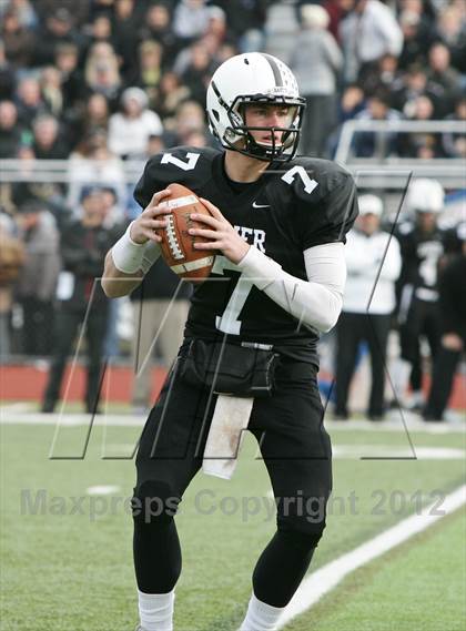 Thumbnail 2 in Xavier vs. Glastonbury (CIAC Class LL Semifinal)  photogallery.