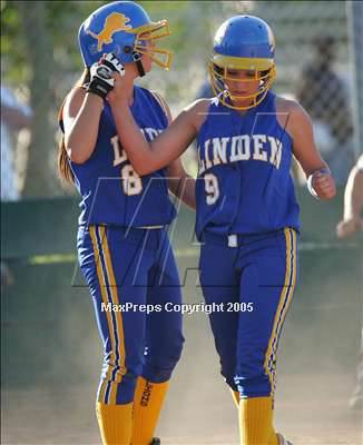 Thumbnail 1 in Patterson vs Linden (D4 Sec. Final) photogallery.